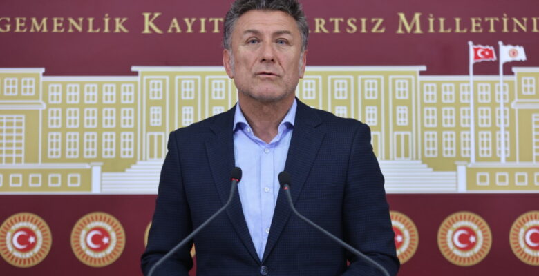 ORHAN SARIBAL: “SURİYE’DEKİ ALEVİLERİN HATAY’A GÜVENLİ GEÇİŞİNİ SAĞLAYIN”