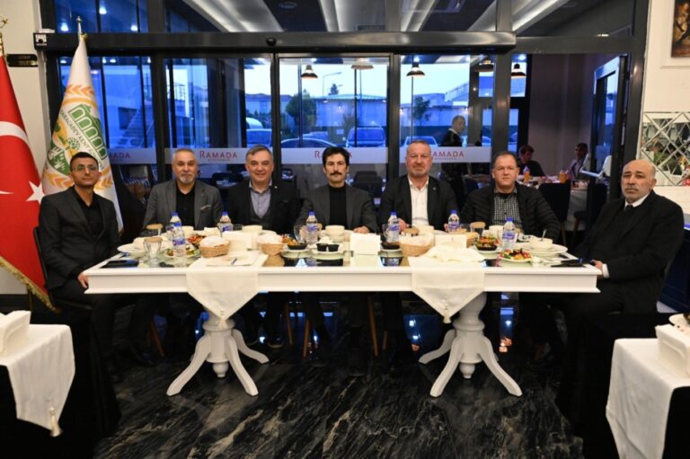 Karacabey Kent Konseyi iftarında birlik, berberlik ve iletişim mesajı!