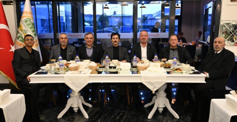 Karacabey Kent Konseyi iftarında birlik, berberlik ve iletişim mesajı!