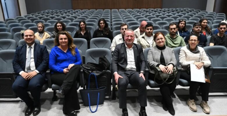 Mimar öğrenciler Karacabey Belediyesi binasını tasarlayacak!