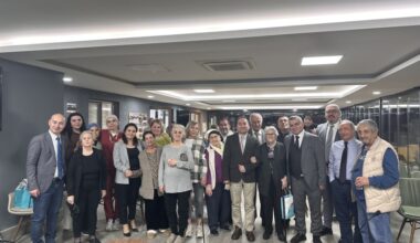 Huzurevi sakinleri sağlıklı yaş almanın yollarını öğrendi
