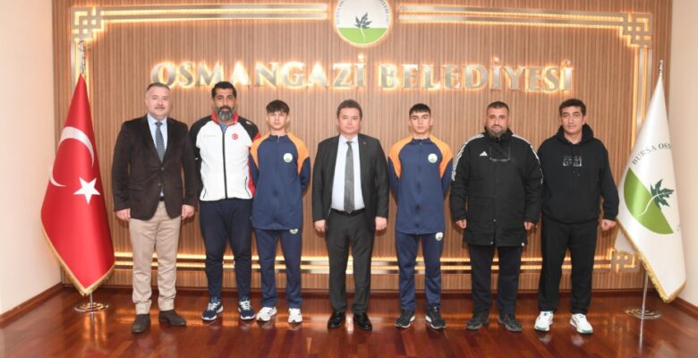 Başkan Aydın, milli sporcuları Dünya Şampiyonası’na uğurladı