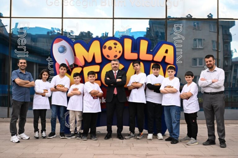 YILDIRIMLI MİNİK MUCİTLERDEN ÇİFTE KUPA