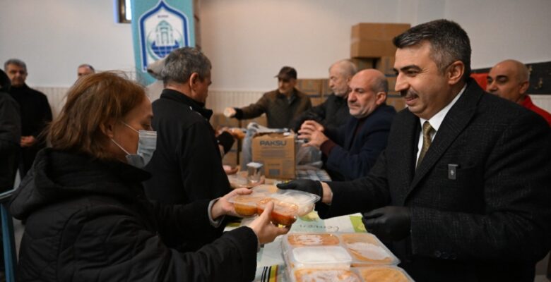 BAŞKAN YILMAZ, YILDIRIMLILARLA İFTAR SOFRASINDA BULUŞTU