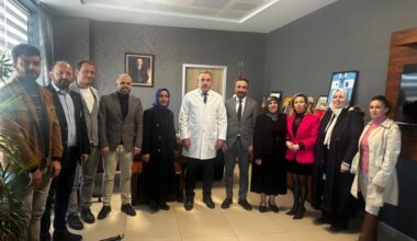 Ak Parti Gemlik’ten Devlet Hastanesine Ziyaret Ak Parti Gemlik’ten Devlet Hastanesine Ziyaret