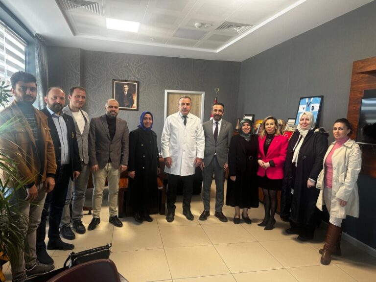 Ak Parti Gemlik’ten Devlet Hastanesine Ziyaret
