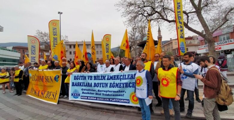 EĞİTİM SEN’İ HEDEF GÖSTERENLER AÇIKÇA SUÇ İŞLEMEKTEDİR!