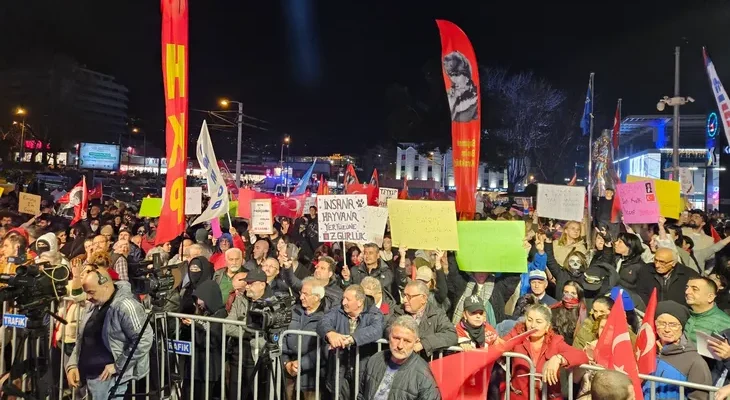 Bursa’daki gösterilerde gözaltı sayısı 36’ya yükseldi