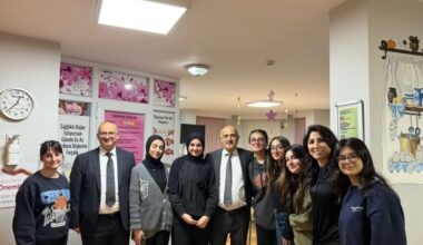 Gemlik Kaymakamı ve İlçe Milli Eğitim Müdürü öğrencilerle iftarda buluştu.