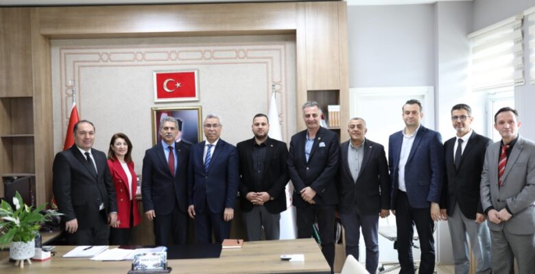 Gemlik Belediye Başkanında İlçe Milli Eğitim Müdürüne Hayırlı Olsun Ziyareti