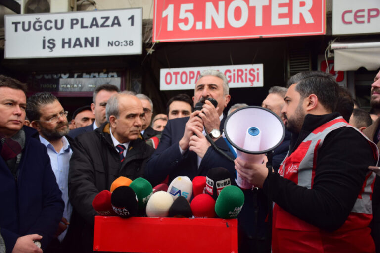 Nihat Yeşiltaş’tan İmamoğlu’nun gözaltına alınmasına tepki: “Sandıktan kaçmayın, mertçe mücadele edin”!