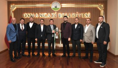 Bursaspor’un şampiyonluk kupası Osmangazi Belediyesi’nde