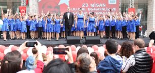 Çocukların bayramı Nilüfer’de büyük sevinçle kutlandı