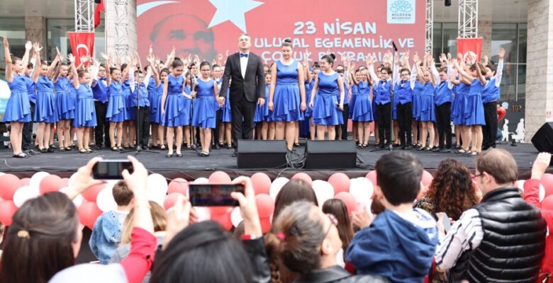 Çocukların bayramı Nilüfer’de büyük sevinçle kutlandı