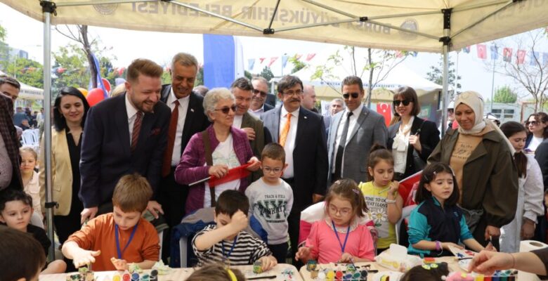 Büyükşehir’den ‘Çocuk Dostu Metro İstasyonu’