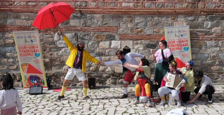 Tiyatro Festivali’ne görkemli final
