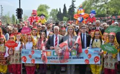 Bursa Büyükşehir’den 23 Nisan’a coşkulu kutlama
