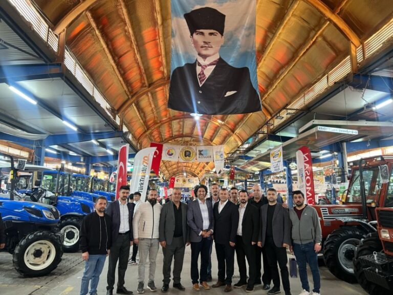 Anahtar Parti’nin tarım politikaları Karacabey fuarına damga vurdu