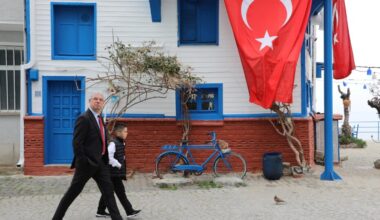 BAŞKAN DALGIÇ, ÇOCUK BAŞKANLA BİRLİKTE YÜRÜDÜ