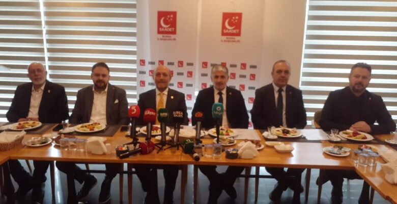 SAADET PARTİSİ BURSA’DAN BOZBEY’E ÖVGÜ DOLU YERGİLER