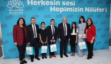 Başkan Şadi Özdemir makamını çocuklara devretti