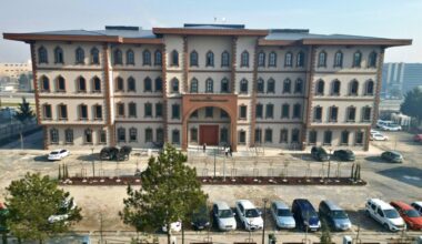İNEGÖL BELEDİYESİ HİZMET NOKTASI YENİ HÜKÜMET KONAĞINDA HİZMETE BAŞLADI