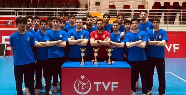 VOLEYBOLDA İNEGÖL BELEDİYESPOR FARKI