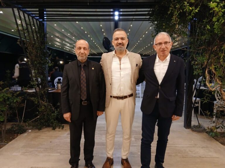 Bursalı Marketçiler Nitelikli Elemana Odaklandı