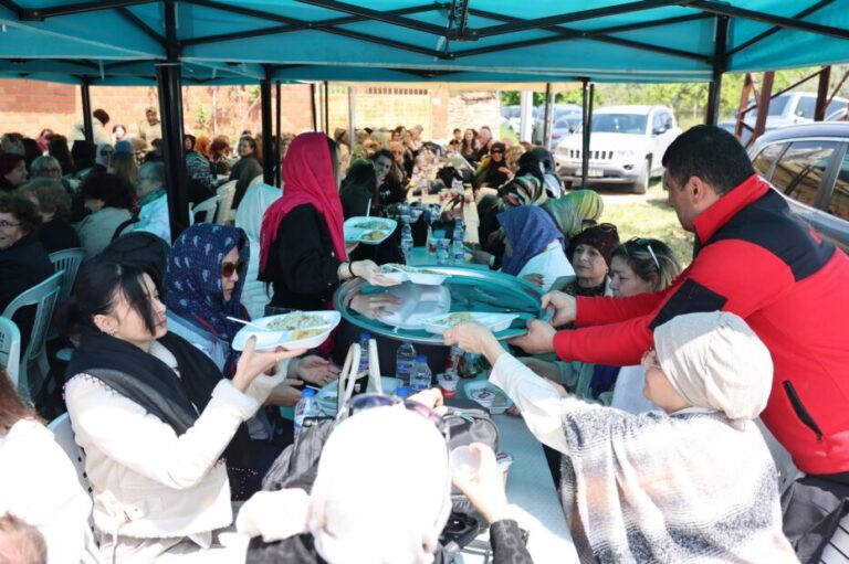 Başköy’de “Dede Helvası” geleneği 99 yıldır yaşatılıyor