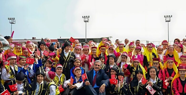 Gemlik’te Çocuklar 23 Nisan’ı Neşeyle Kutladı