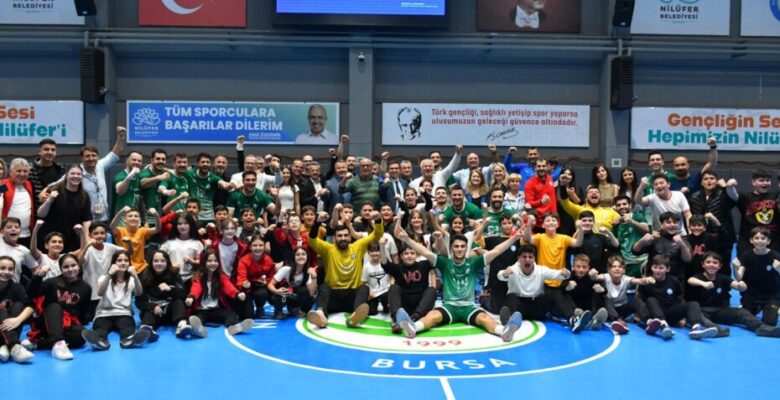 Nilüfer Belediyespor finalde