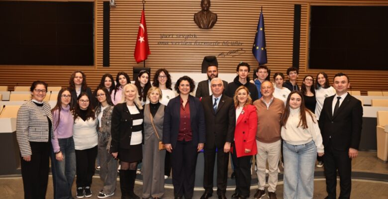 Türk ve İtalyan gençler Nilüfer’de iklim için buluştu