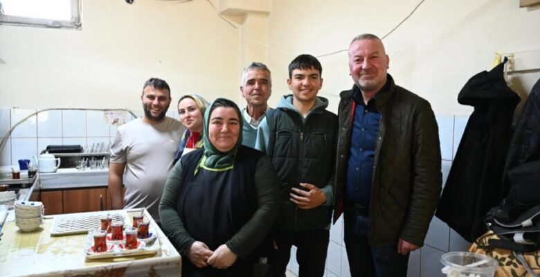Başkan Karabatı’dan halkla iç içe belediyecilik anlayışı