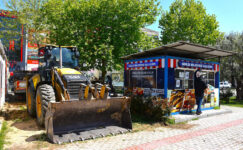 Meydanda Yaya Kaldırımı Genişliyor