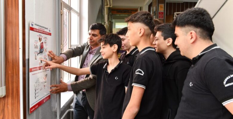 Mustafakemalpaşa’da Deprem Bilincini Artırmak İçin Çalışmalar Sürüyor