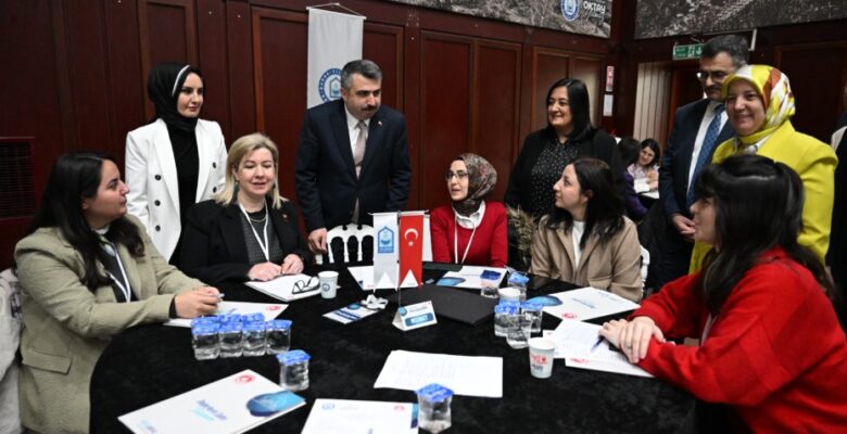 YILDIRIM’DA AİLE ÇALIŞTAYI