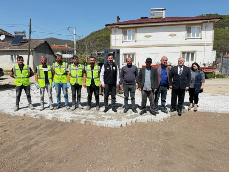 BAŞKAN ERCAN ÖZEL, BURCUN’DA SIKINTILARI ÇÖZÜYOR