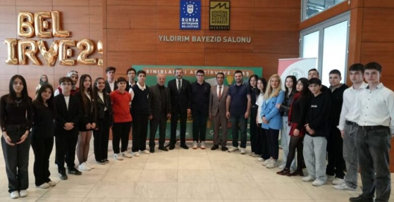 Genç Girişimciler Bursa Girişimcilik Zirvesi’nde Buluştu!