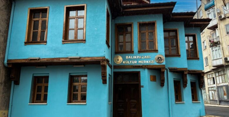Balıkpazarı Hamamı Dayanışma Merkezi Olarak Hayat Buluyor