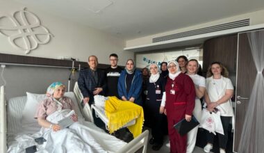HAYAT HASTANESİ’NDE ANNELER GÜNÜ KUTLAMASI…