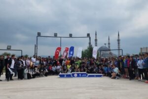 BUÜ’de “Aileler Yarışıyor” temalı oryantiring bayrak yarışı
