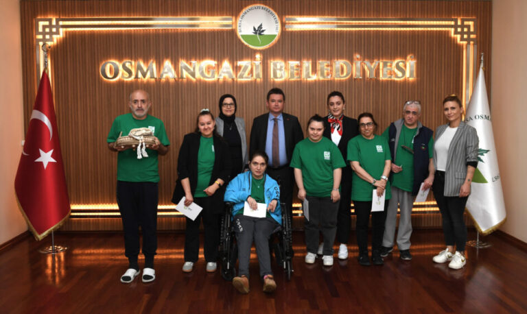 Engelli bireyler sordu Başkan Aydın cevapladı