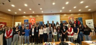 Türkiye Münazara Yarışmaları Bursa İl Finalleri Gemlik’te düzenlendi.
