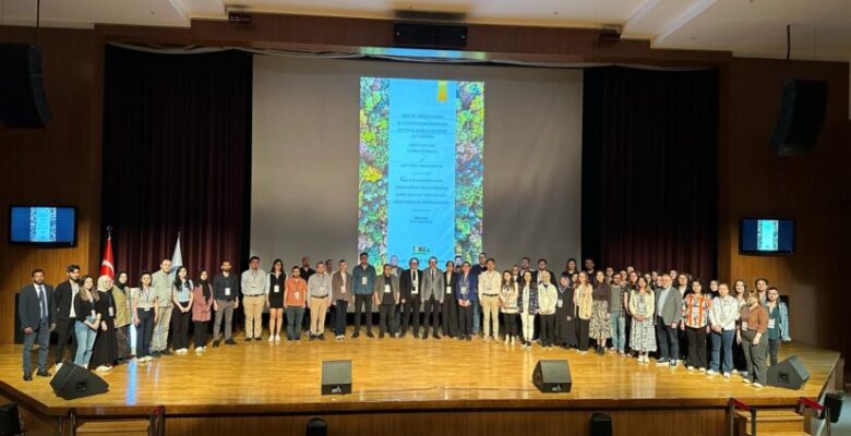 50. Yılda 50 Katılımcı ile Akademik Buluşma