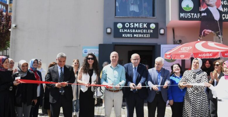 Osmangazi Belediyesi’nin kurslarında geleceğin ustaları yetişiyor