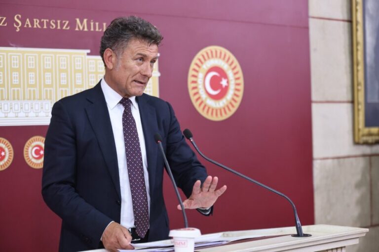 Orhan Sarıbal; “Alevileri Hedef Alan Numan Kurtulmuş Derhal İstifa Etmelidir”