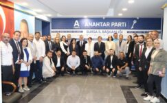 ANAHTAR PARTİ İL İSTİŞARE TOPLANTISI YOĞUN İLGİ GÖRDÜ