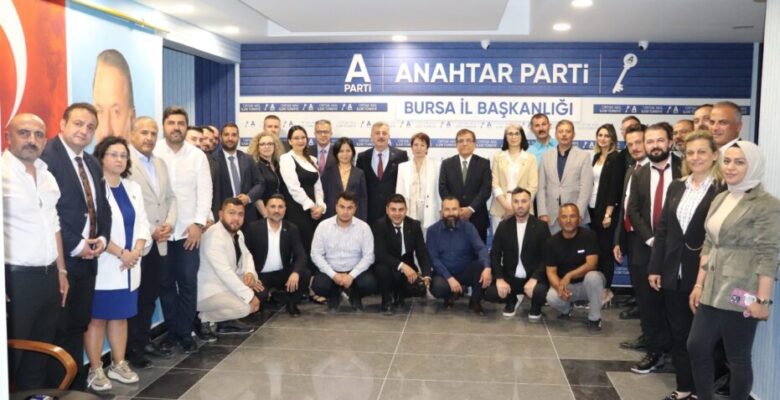 ANAHTAR PARTİ İL İSTİŞARE TOPLANTISI YOĞUN İLGİ GÖRDÜ