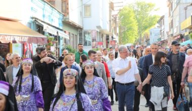 TİRİLYE’DE ZEYTİN ÇİÇEĞİ FESTİVALİ COŞKUSU