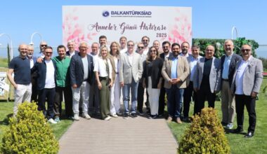BALKANTÜRKSİAD’DAN ANNELER GÜNÜ KAHVALTISI